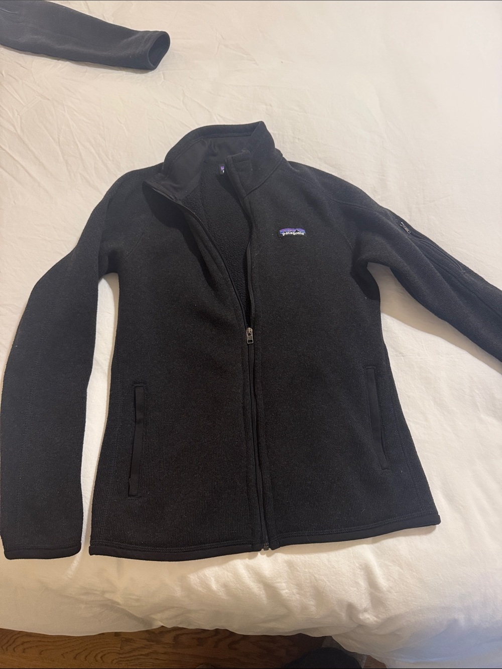 Patagonia Women's Black Full-Zip better sweater